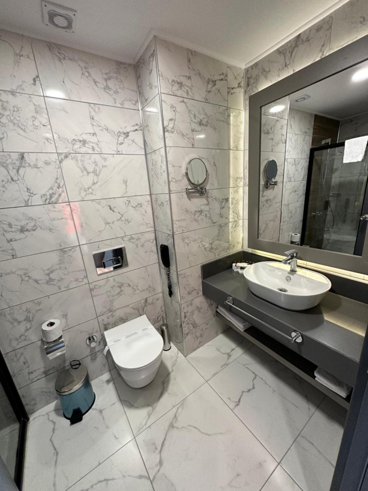 Side Golden Rock Hotel&Spa Luaran gambar